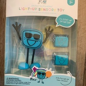 Glo pals bath toy